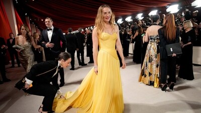 Kerry Condon looks gorgeous in a sunshine yellow gown as she poses on the red carpet at the Academy Awards ceremony. (John Locher/Invision/AP) Kerry Condon looks gorgeous in a sunshine yellow gown as she poses on the red carpet at the Academy Awards ceremony. (John Locher/Invision/AP)