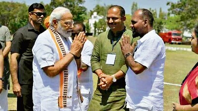 Congress launched an attack against the BJP after Prime Minister Narendra Modi was pictured greeting a rowdy sheeter (HT Photo)