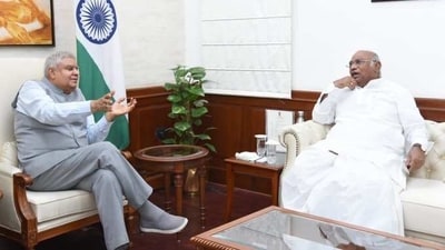 Vice President Jagdeep Dhankhar (Left) Congress president Mallikarjun Kharge (Right) (Twitter) Vice President Jagdeep Dhankhar (Left) Congress president Mallikarjun Kharge (Right) (Twitter)