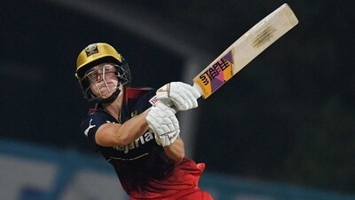 Perry scored 67 in 52 balls (AFP) Perry scored 67 in 52 balls (AFP)