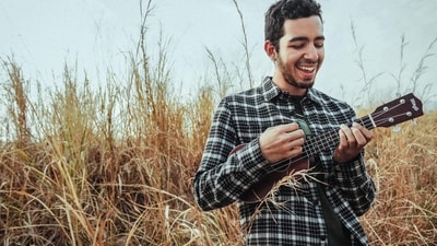 6. Pursue your passions: Pursue your interests and passions. Find meaning and purpose in your life. (Unsplash) 6. Pursue your passions: Pursue your interests and passions. Find meaning and purpose in your life. (Unsplash)