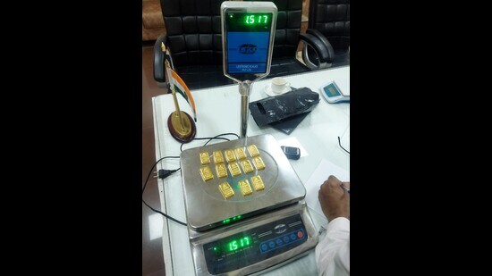 Tthe gold has been seized and the passenger has been arrested: Customs official. (HT Photo)