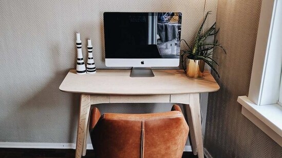LCD monitors ensure we get to see clear, vivid and colourful display. (Pexels)
