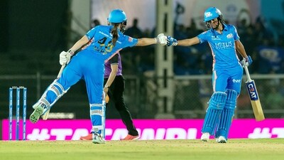 Mumbai Indians' Harmanpreet Kaur and Amelia Kerr during the match against Gujarat Giants (Women's Premier League Twitter) Mumbai Indians' Harmanpreet Kaur and Amelia Kerr during the match against Gujarat Giants (Women's Premier League Twitter)
