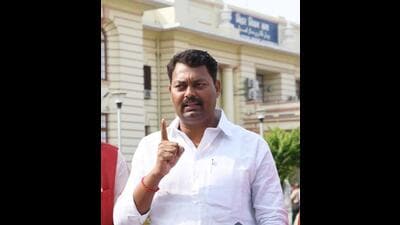 BJP MLA Lakhendra Kumar Roshan outside of Bihar Assembly after being suspended on Tuesday. (Santosh Kumar/HT Photo) BJP MLA Lakhendra Kumar Roshan outside of Bihar Assembly after being suspended on Tuesday. (Santosh Kumar/HT Photo)