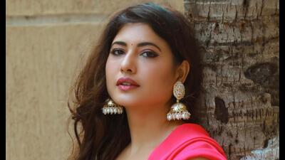 Poonam Rajput will be next seen in Anurag Kashyap’s Chaar Chappalein. Poonam Rajput will be next seen in Anurag Kashyap’s Chaar Chappalein.