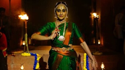 Regina Cassandra reprises the role of Mrinalini Sarabhai in the second season of Rocket Boys.