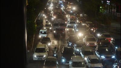 Traffic jam at Chirag Delhi flyover in New Delhi on Tuesday. (HT Photo) Traffic jam at Chirag Delhi flyover in New Delhi on Tuesday. (HT Photo)