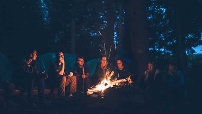 5. Camping trips: For families who want to get back to nature, a camping trip can be the perfect way to unplug and unwind. Whether you prefer tent camping or RVing, there are campsites all over the country that offer stunning scenery and plenty of outdoor activities. (Pixabay) 5. Camping trips: For families who want to get back to nature, a camping trip can be the perfect way to unplug and unwind. Whether you prefer tent camping or RVing, there are campsites all over the country that offer stunning scenery and plenty of outdoor activities. (Pixabay)