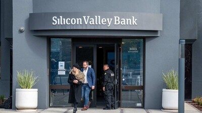Customers exit Silicon Valley Bank headquarters in Santa Clara, California. (Bloomberg) Customers exit Silicon Valley Bank headquarters in Santa Clara, California. (Bloomberg)