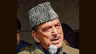 Former J&K chief minister Ghulam Nabi Azad on Wednesday said the Democratic Progressive Azad Party (DPAP) will never cheat the people of Jammu and Kashmir with deceit and lies and will work hard to ensure every person of the UT reaps the dividends of peace and development. (PTI File Photo)