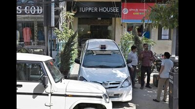 Ludhiana Vigilance officials raid Kuldeep Vaid Ex IAS officer and former Congress MLA restaurant Upper House located in Pakhowal area in Ludhiana. (( Photo by Gurpreet Singh/Hindustan Times))