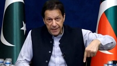 This screengrab from Pakistan Tehreek-e-Insaf via AFPTV taken on March 15, 2023 shows former Pakistan prime minister Imran Khan issuing a video statement with a display of spent teargas canisters that he claims were fired into his home in Lahore. (AFP) This screengrab from Pakistan Tehreek-e-Insaf via AFPTV taken on March 15, 2023 shows former Pakistan prime minister Imran Khan issuing a video statement with a display of spent teargas canisters that he claims were fired into his home in Lahore. (AFP)