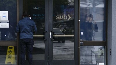 The implications of the collapse of SVB on Indian-Americans and their companies are very serious. (Bloomberg) The implications of the collapse of SVB on Indian-Americans and their companies are very serious. (Bloomberg)
