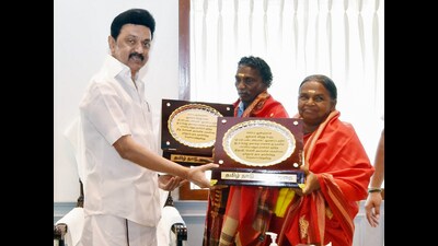 Tamil Nadu chief minister MK Stalin felicitates the elephant caretake couple Bellie and Bomman in Chennai on Wednesday. The documentary 'The Elephant Whisperers', which won an Oscar award, is based on the couple. (CMOTamilNadu Twitter)