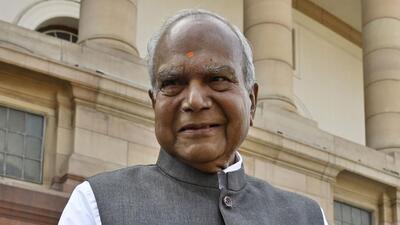 The chief ministers of Punjab and Haryana, and UT administrator Banwarilal Purohit will meet on Thursday to a take a call on the comprehensive mobility plan (CMP) report prepared by the Rail India Technical and Economic Service (RITES) for the tricity. (HT file photo)
