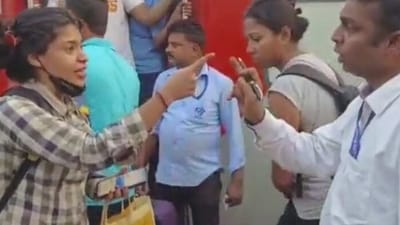 Woman passenger alleges misbehavior by a TTE in Bengaluru, breaks down. Video Woman passenger alleges misbehavior by a TTE in Bengaluru, breaks down. Video
