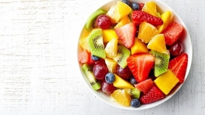 Fruit Salad: A fruit salad is a healthy and refreshing breakfast option. It can be made by mixing different fruits such as apples, bananas, papayas, pomegranates, and grapes. Fruits are rich in natural sugars and can help provide instant energy.&nbsp; (File Photo (Getty Images/iStockphoto))