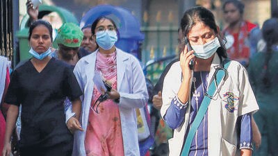 Bengaluru: Medical students wear a mask for protection against diseases including H3N2 and Covid virus, at a government hospital, in Bengaluru, Friday, Mar 10, 2023. (PTI Photo) (PTI03_10_2023_000268A) (PTI) Bengaluru: Medical students wear a mask for protection against diseases including H3N2 and Covid virus, at a government hospital, in Bengaluru, Friday, Mar 10, 2023. (PTI Photo) (PTI03_10_2023_000268A) (PTI)