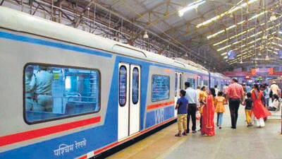 Mumbai, India – December 24, 2017: Western Railway today trial of AC local train along with General Manger and Western Railway Staff from Churhcgate to Borivali, it will be starting from 25th Dec 2017 on occasion of Christmas , in Mumbai, India, on Sunday, Dec 24, 2017. (Photo by Bhushan Koyande/HT) (Bhushan Koyande)