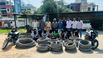 The CIA-1 unit of police with the accused and stolen wires and bikes recovered from them in Ambala on Thursday. (HT Photo) The CIA-1 unit of police with the accused and stolen wires and bikes recovered from them in Ambala on Thursday. (HT Photo)