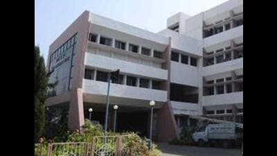 The Pune Cantonment Board (PCB) has put on hold its plan to fill up 168 vacant posts following directives from the Union Ministry of Defence (MoD). (HT FILE PHOTO) The Pune Cantonment Board (PCB) has put on hold its plan to fill up 168 vacant posts following directives from the Union Ministry of Defence (MoD). (HT FILE PHOTO)