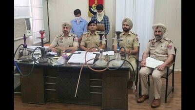 The two accused in police custody in Ludhiana on Thursday. (HT photo)