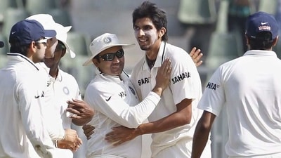 Virender Sehwag (L) with Ishant Sharma (Reuters) Virender Sehwag (L) with Ishant Sharma (Reuters)