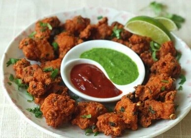 Chicken keema pakora (Pinterest) Chicken keema pakora (Pinterest)