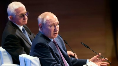 Russia-Ukraine War: Russian President Vladimir Putin, right, speaks as head of the Russian Union of Industrialists and Entrepreneurs Alexander Shokhin sits. (AP) Russia-Ukraine War: Russian President Vladimir Putin, right, speaks as head of the Russian Union of Industrialists and Entrepreneurs Alexander Shokhin sits. (AP)
