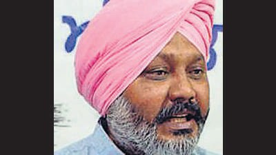 Cheema said the state government has decided to give permission to open exclusive beer shops within the municipal areas of the state as per the new excise policy. (HT File Photo) Cheema said the state government has decided to give permission to open exclusive beer shops within the municipal areas of the state as per the new excise policy. (HT File Photo)