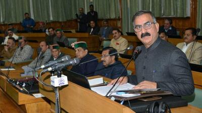 Himachal Pradesh chief minister Sukhvinder Singh Sukhu, who also holds the finance portfolio, presenting his maiden budget in the assembly on Friday. (HT Photo)