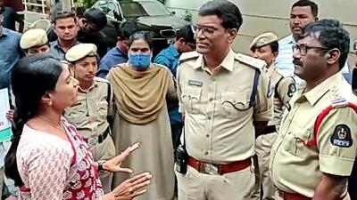 YSR Telangana Party president YS Sharmila speaks to the police as they stopped her from leaving her residence to hold a protest at Telangana State Public Service Commission (TSPSC) office over an alleged paper leak, in Hyderabad on Friday. (ANI)
