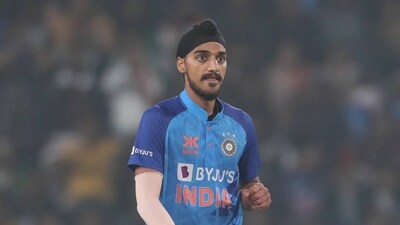 Arshdeep Singh started off with a no ball in the over (BCCI) Arshdeep Singh started off with a no ball in the over (BCCI)