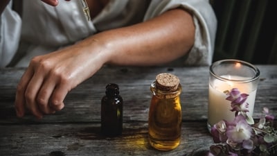 Lavender Oil: This oil is perfect for sensitive and irritated skin, as it has calming and soothing properties. It also helps to reduce redness and inflammation. (Unsplash) Lavender Oil: This oil is perfect for sensitive and irritated skin, as it has calming and soothing properties. It also helps to reduce redness and inflammation. (Unsplash)