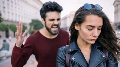 Cheating: Cheating is a breach of trust and can cause immense pain in a relationship. Keep an eye out for any behavior that hints at infidelity, such as secretive behavior or unexplained absences. (Unsplash) Cheating: Cheating is a breach of trust and can cause immense pain in a relationship. Keep an eye out for any behavior that hints at infidelity, such as secretive behavior or unexplained absences. (Unsplash)