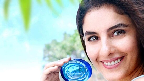 Glycerine soaps help lock in moisture in skin.
