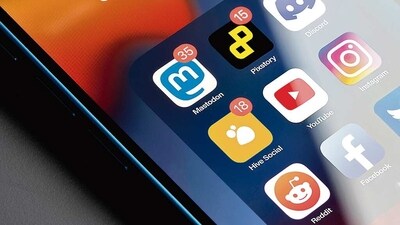 Users must be above 18 to be eligible for the new service, report (Representatinal) (HT_PRINT) Users must be above 18 to be eligible for the new service, report (Representatinal) (HT_PRINT)