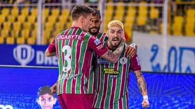 Goa: Dimitri Petratos of ATK Mohun Bagan celebrates his goal during the Final match of the Hero Indian Super League 2022 played between ATK Mohun Bagan and Bengaluru FC at the Jawaharlal Nehru Stadium, Goa, Saturday, March 18, 2023. (PTI Photo)(PTI03_18_2023_000259B) (PTI) Goa: Dimitri Petratos of ATK Mohun Bagan celebrates his goal during the Final match of the Hero Indian Super League 2022 played between ATK Mohun Bagan and Bengaluru FC at the Jawaharlal Nehru Stadium, Goa, Saturday, March 18, 2023. (PTI Photo)(PTI03_18_2023_000259B) (PTI)