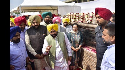 The CM said that this is a humble initiative by the state government to give fillip to the development of this holy city (HT Photo/Sameer Sehgal) The CM said that this is a humble initiative by the state government to give fillip to the development of this holy city (HT Photo/Sameer Sehgal)