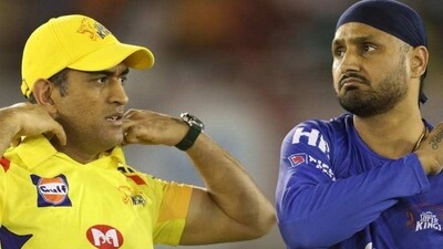 MS Dhoni with Harbhajan Singh