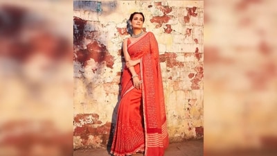Dia Mirza elevated her gorgeous saree with silver jewellery comprising a choker, dangler earrings and rings. (Instagram/@diamirzaofficial) Dia Mirza elevated her gorgeous saree with silver jewellery comprising a choker, dangler earrings and rings. (Instagram/@diamirzaofficial)