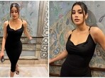 Janhvi Kapoor has an incredible fashion sense that cannot be ignored by the fashion gods. She can pull off a simple desi kurta as well red-carpet-worthy designer couture like a true boss lady. She recently dropped a series of images looking drop-dead gorgeous in a black bodycon dress.&nbsp;