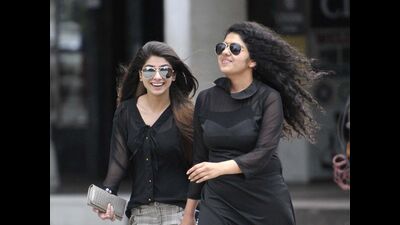 Chandigarh’s maximum temperature went up from 22.1°C on Saturday to 27.5°C on Sunday, 1.5 degrees below normal. (HT File Photo)