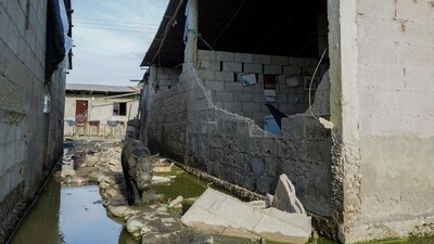 Videos shared on social media show people gathered on the streets of Guayaquil and nearby communities. People reported objects falling inside their homes.&nbsp; (REUTERS)