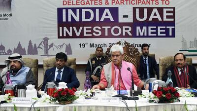Jammu & Kashmir lieutenant governor Manoj Sinha along with UAE delegates and other dignitaries during India-UAE Investor Meet in Srinagar on Sunday. (ANI) Jammu & Kashmir lieutenant governor Manoj Sinha along with UAE delegates and other dignitaries during India-UAE Investor Meet in Srinagar on Sunday. (ANI)