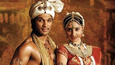 Allu Arjun and Bhanushree Mehra starred together in Varudu. Allu Arjun and Bhanushree Mehra starred together in Varudu.