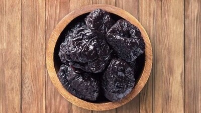 Prunes are said to have a laxative effect and can resolve constipation. (Unsplash) Prunes are said to have a laxative effect and can resolve constipation. (Unsplash)