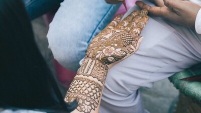 Chaitra Navratri 2023 mehendi: Nine mehndi designs for each day of the festival (Photo by Sehajpal Singh on Unsplash) Chaitra Navratri 2023 mehendi: Nine mehndi designs for each day of the festival (Photo by Sehajpal Singh on Unsplash)