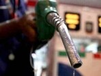 The petrol rate in Kolkata is currently  <span class='webrupee'>₹</span>106.03 per litre. (File)